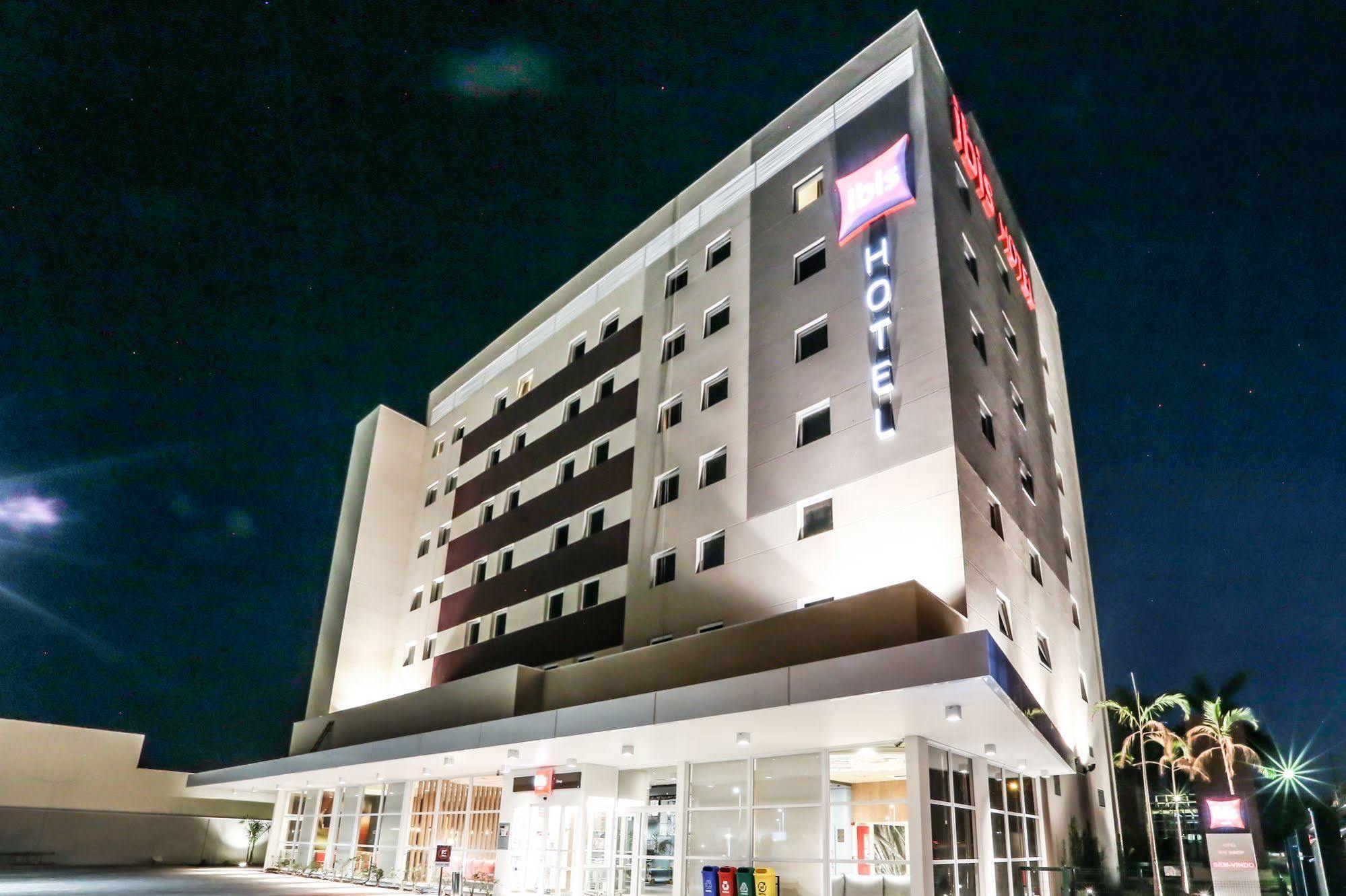 Ibis Sinop 호텔 외부 사진